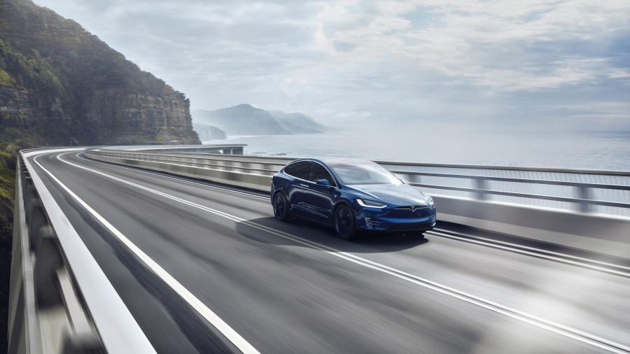  Tesla Model X P100D 2017 года  (AU) (фото 15 из 17)